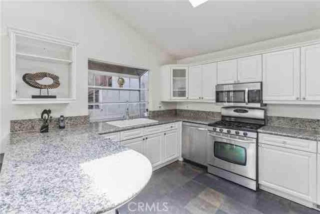 Stunning Mediterranean Mansion In Laurel Canyon Los Angeles Bagian luar foto